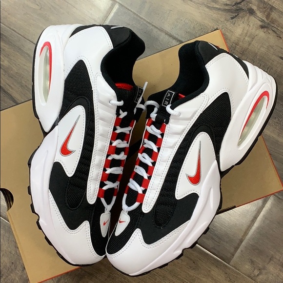 NIKE AIR MAX TRIAX White/University Red-Black men’ - Picture 2 of 16